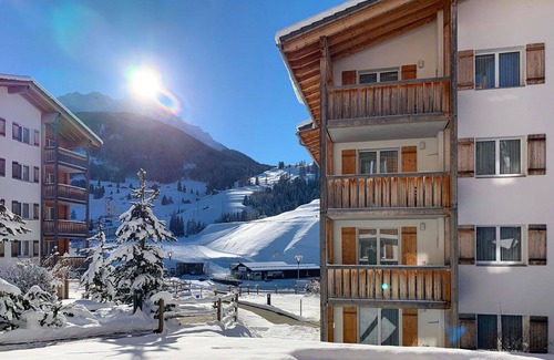 Savognin Apartment | Nice apartment for 8 people with WIFI, TV, terrace and panoramic view