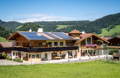 Niederau Apartment | Nice apartment for 4 guests with WIFI, TV and balcony