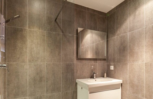 Porto-Vecchio Apartment | Nice apartment for 2 people with WIFI, A/C, pool, TV, terrace and parking