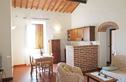 Rapolano Terme Villa | Nice apartment in villa for 4 people with WIFI, pool, TV and patio