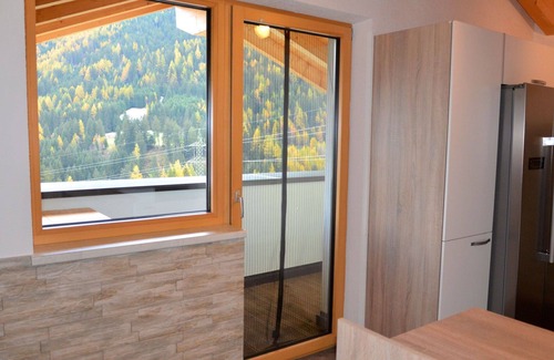 Sankt Anton am Arlberg Villa | Nice apartment in villa for 5 people with WIFI, TV, balcony and pets allowed