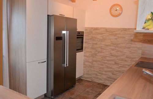 Sankt Anton am Arlberg Villa | Nice apartment in villa for 5 people with WIFI, TV, balcony and pets allowed