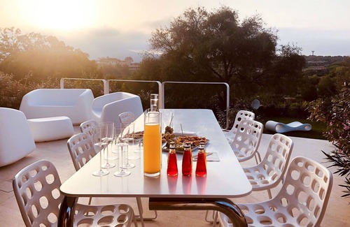 Puntaldia House | Nice apartment in villa for 8 guests with A/C, pool, TV and terrace