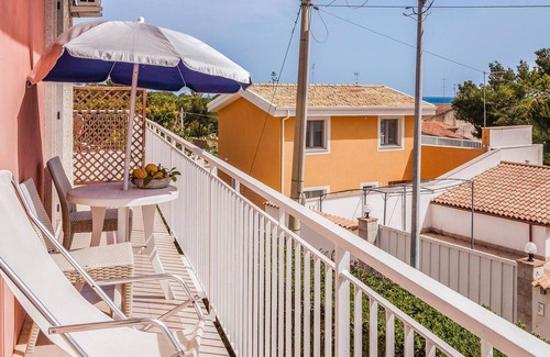 Fontane Bianche Apartment | Nice Apartment in Siracusa With Outdoor Swimming Pool, Wifi and 1 Bedrooms