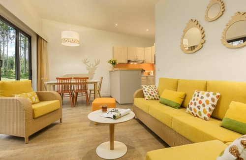 Hattigny House | Nice apartment in villa for 6 people with pool, WIFI, TV and terrace