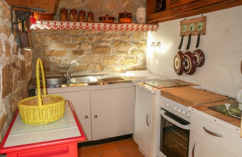 Loctudy Villa | Nice apartment in villa for 6 people with terrace and pets allowed