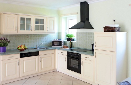 Verchen House | Nice apartment in villa for 7 guests with WIFI, TV, terrace, pets allowed and parking