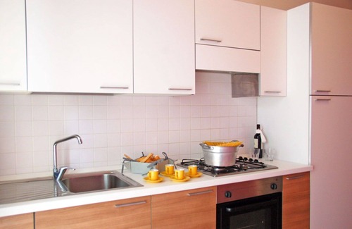 Alba Adriatica Apartment | Nice apartment for 4 guests with pool, A/C, WIFI, TV, balcony, pets allowed and parking