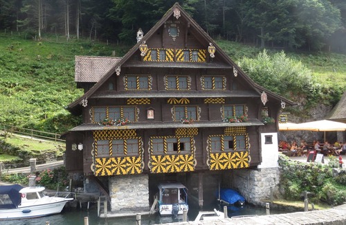 Emmetten Apartment | Nice apartment with free view on Lake Lucern and the mountains