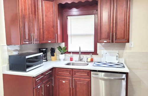 Cheektowaga House | Nice big house with parking, fenced yard
