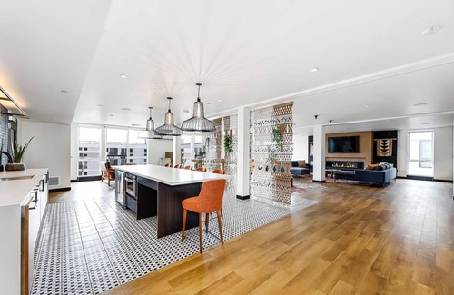 Mann Apartment | Nice Central District Studio w/Gym, near Parks & Dining, by Blueground