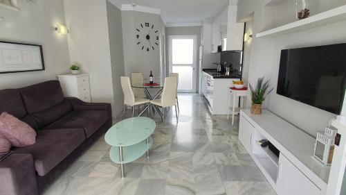 Urbanizacion Hacienda las Chapas Apartment | Nice Duplex Home, Marbella, See View, Hotel Resort