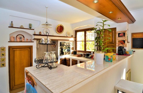Saint-Quentin-la-Poterie House | Nice home in Saint Quentin la poter