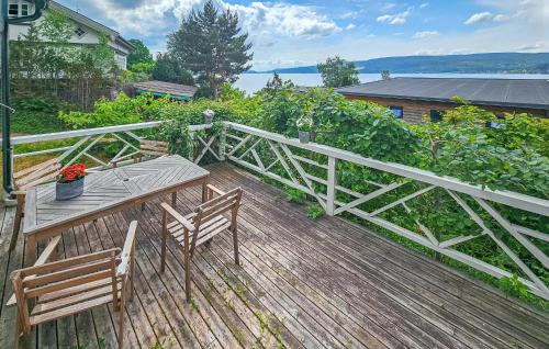 Spikkestad House | Nice Home In Klokkarstua With Wifi