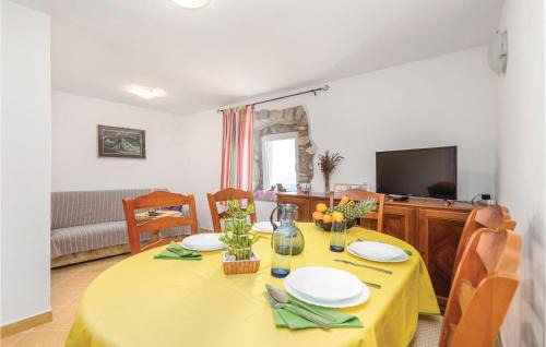Obrs House | Nice Home In Moscenicka Draga