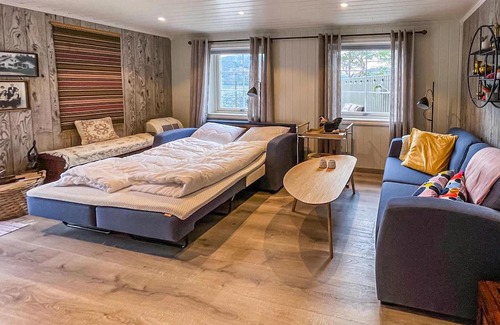 Nissedal House | Nice Home In Nissedal With Lake View