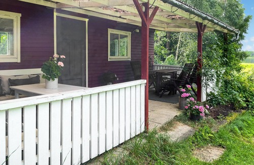 Stigtomta House | Nice home in Stigtomta with lake view