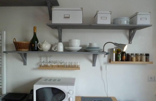 Quartier de la Folie-Mericourt Apartment | Nice little room in the heart of Paris