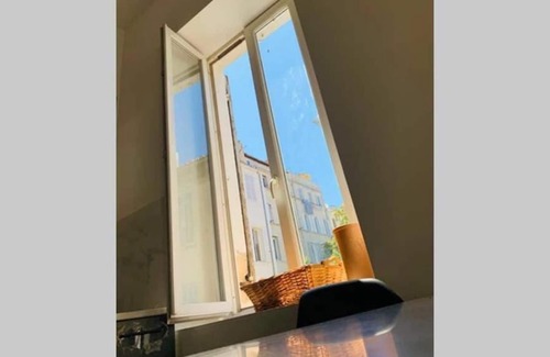 Notre-Dame du Mont Apartment | Nice loft in the center of Marseille