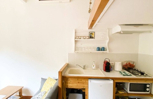 Maora Apartment | Nice studio 100 meters from the beach and outdoor terrace