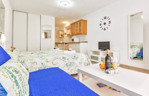 Los Cristianos Apartment | Nice studio with heated swimming pool, high speed WiFi, excelent for couples.