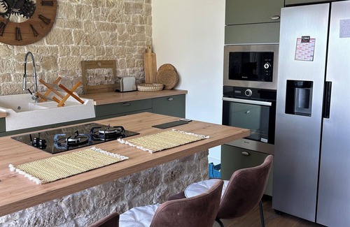 Macinaggio Villa | Nice villa with swimming pool overlooking the island of Capraia and 2 minutes walk from the beach.