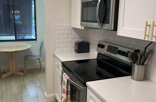 The Meadows Condo | Nicely decorated comfortable 2 bedroom 2 bathroom condo