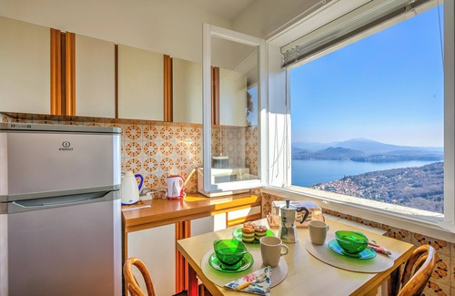 Levo Apartment | Nicoletta's Lake View Stresa