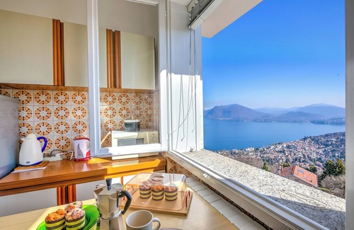 Levo Apartment | Nicoletta's Lake View Stresa