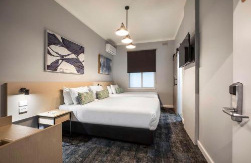Marleston Hotel | Nightcap at Rex Hotel