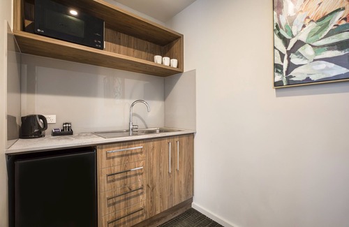 Carrum Downs Hotel | Nightelier Carrum Downs Sands Hotel