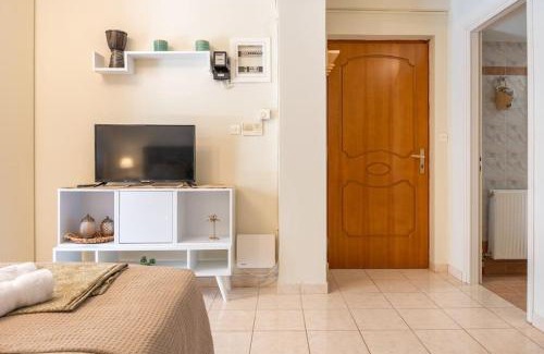 Kalamata Apartment | Nikita's Studio