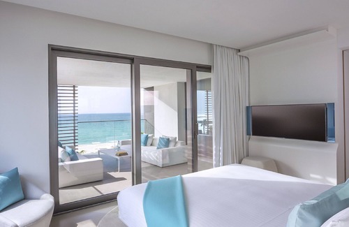 Dubai Resort | Nikki Beach Resort & Spa Dubai