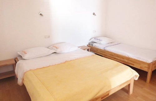 Pisak Apartment | Niko - 50 m From Pebble Beach - A6 Prvi kat
