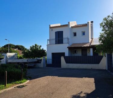 Garons House | Nimes-Camargues
