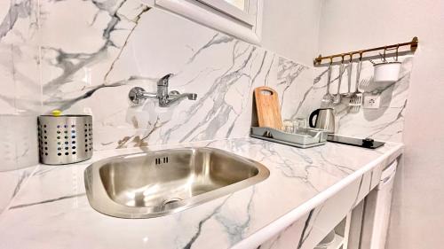 Kavos Apartment | Nine Muses Apartments