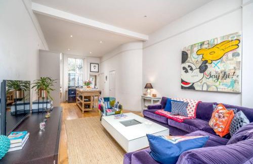 Redcliffe Apartment | Niru Experience Countryside Sanctuary 1bd 1ba