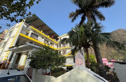 Tapovan Hotel | Nirvana Riverside Resort