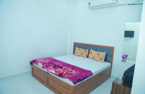 Vrindavan House | Nisha Guest Inn