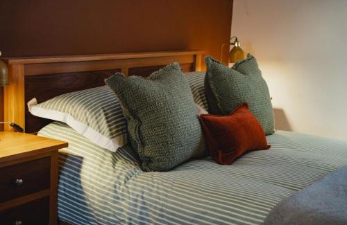 Bakewell House | No 1 - Bakewell