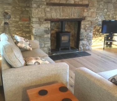 Aberaeron House | No 1 Dolheulog Aberaeron SA46 0EP
