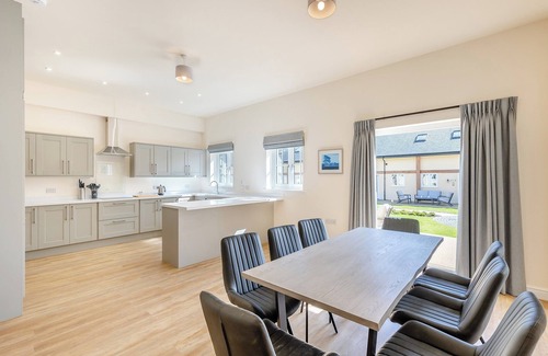 Felton Cottage | No 10 - Aintree - UK47940