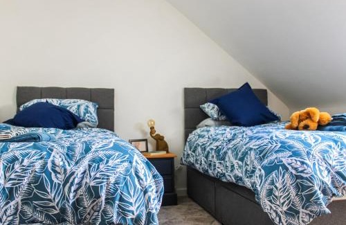 Foxley House | No 8 Mouse Hole-Uk44302