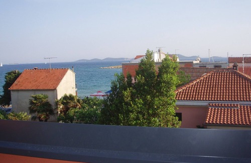 Pakostane Apartment | No5 Sea View Attic Studio