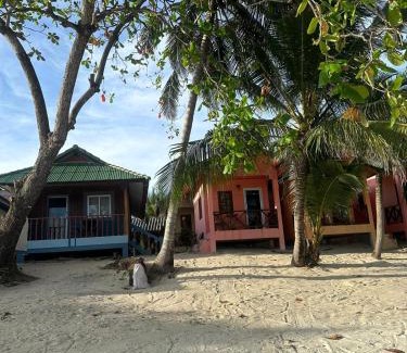 Lamai Hotel | Noah's Ark Beachfront