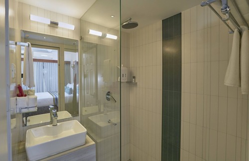 Nedumbassery Hotel | Noah Sky Suites