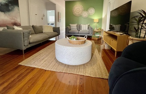 Mermaid Beach House | Nobby's Beach House at Mermaid