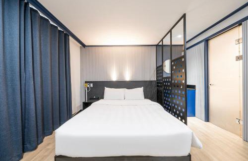 Yeon-dong Hotel | Noblesse Hotel