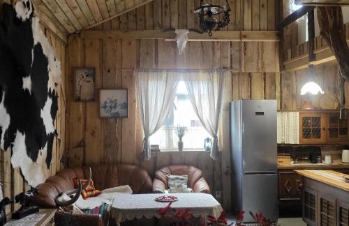 Porabka House | Noclegi w domku Koniarza