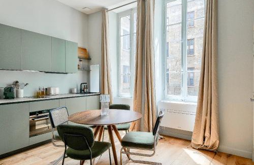 Terreaux - Bat d'argent Apartment | NOCNOC Le Porthos